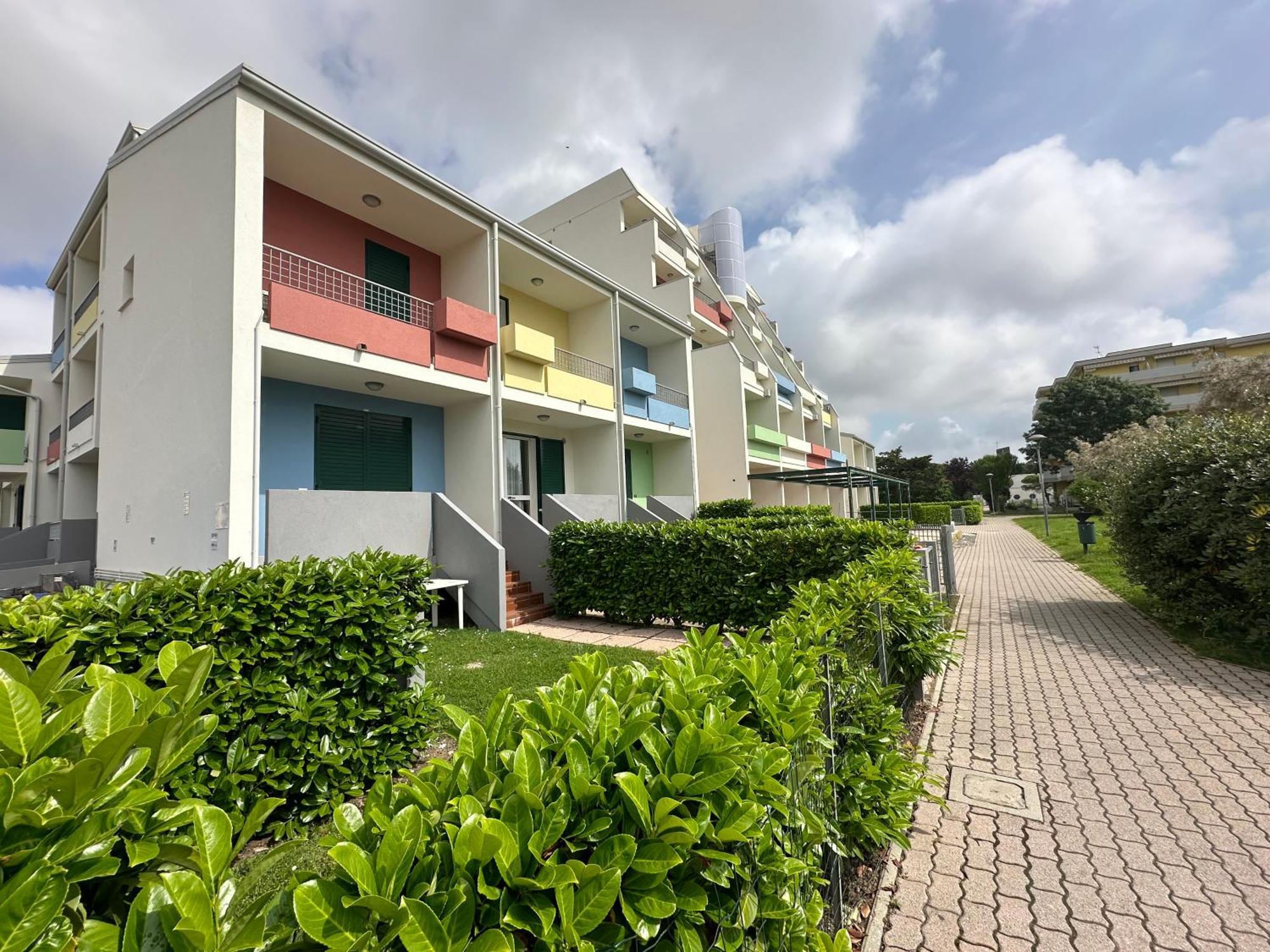 Villaggio Luna Swimmingpool- Agenzia Cocal Caorle Buitenkant foto